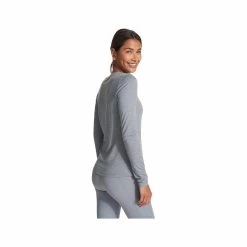 Vuori Women's Long Sleeve Lux Crew Shirt