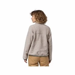Patagonia Women's Lightweight Synchilla Snap- T Fleece Pullover -Casual Wear Shop 231148OATMEAL OLGNalt1
